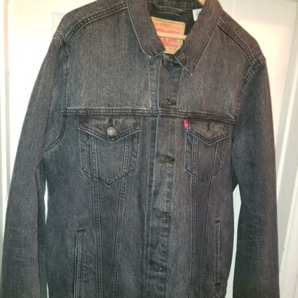 Men's Levi Faded Wash Denim Trucker Jacket